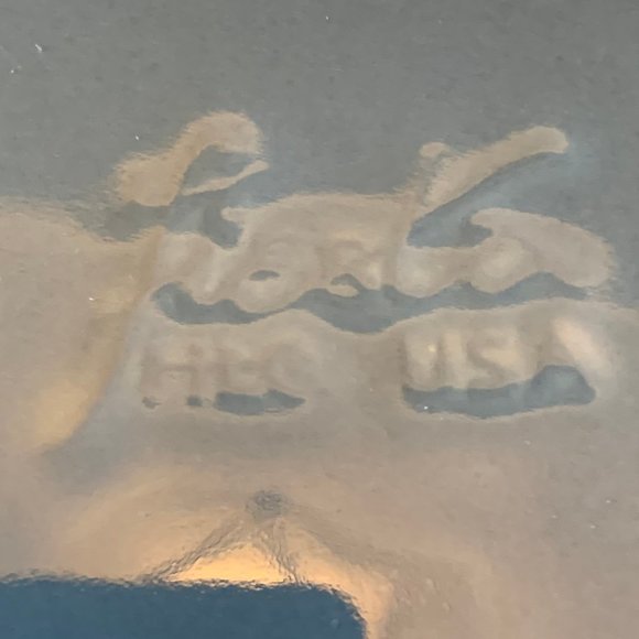 Fiesta Vintage Retired Color Periwinkle Blue Medium 9 5/8” Fluted Flower Vase - Picture 10 of 10